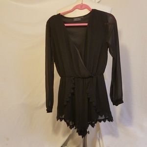 ASTR Black Long Sleeve Romper w/surplice top, sz M